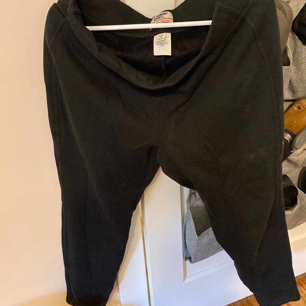 Black leggings